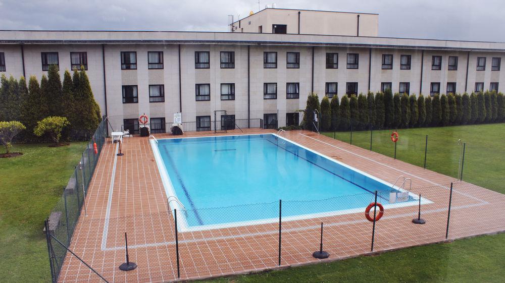 Residencia Universitaria Resa Siglo XXI 쿨리레도 외부 사진