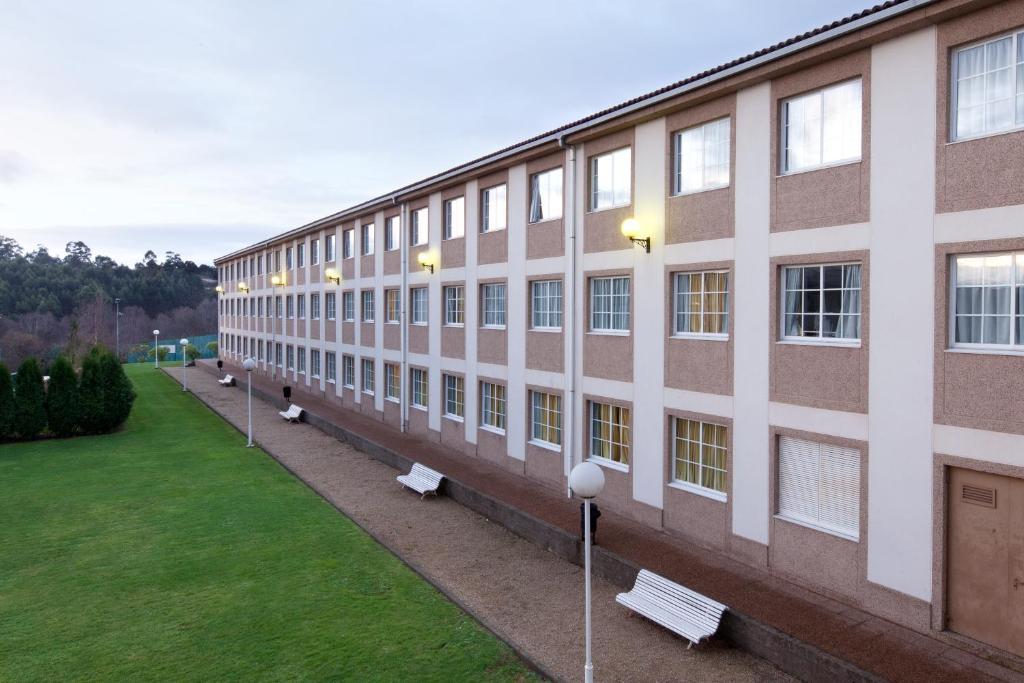 Residencia Universitaria Resa Siglo XXI 쿨리레도 외부 사진