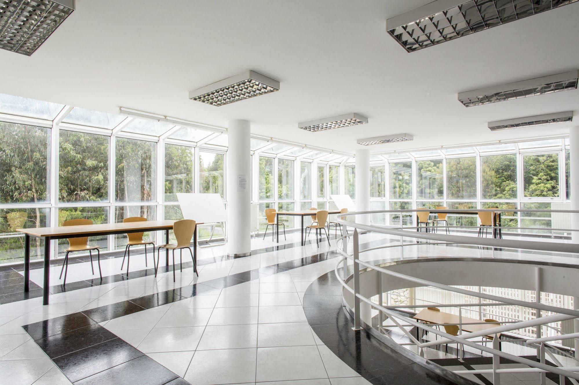 Residencia Universitaria Resa Siglo XXI 쿨리레도 외부 사진