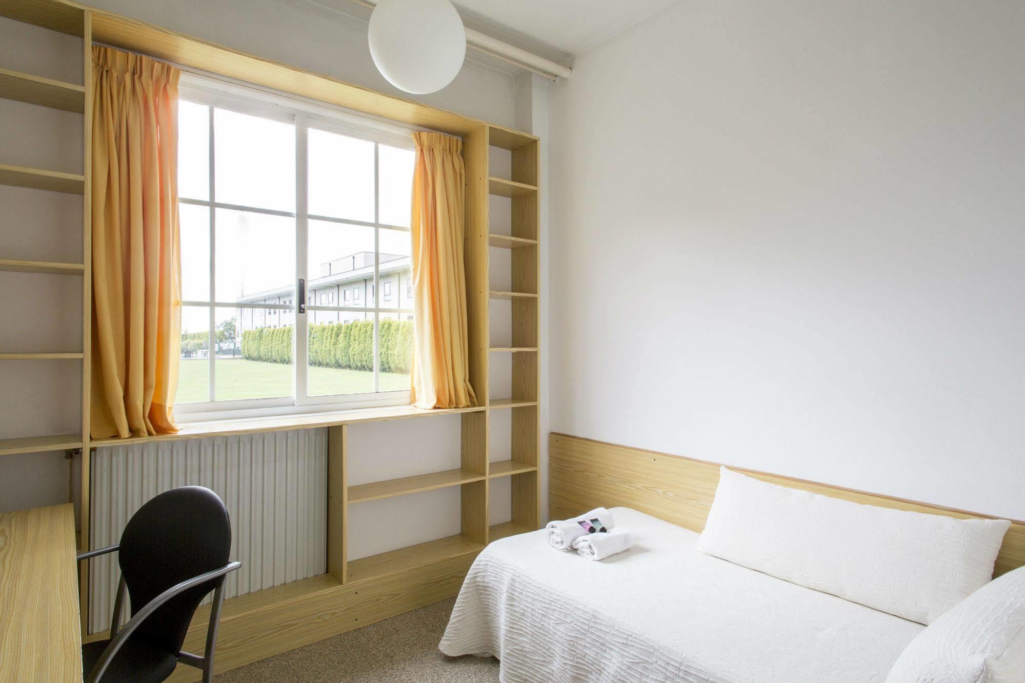Residencia Universitaria Resa Siglo XXI 쿨리레도 외부 사진
