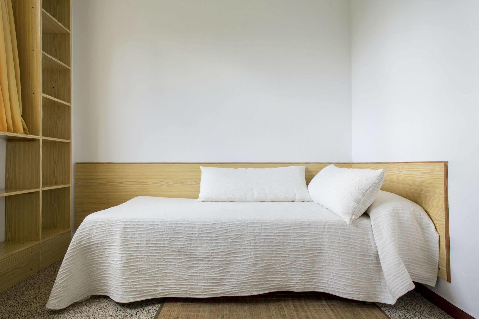 Residencia Universitaria Resa Siglo XXI 쿨리레도 외부 사진
