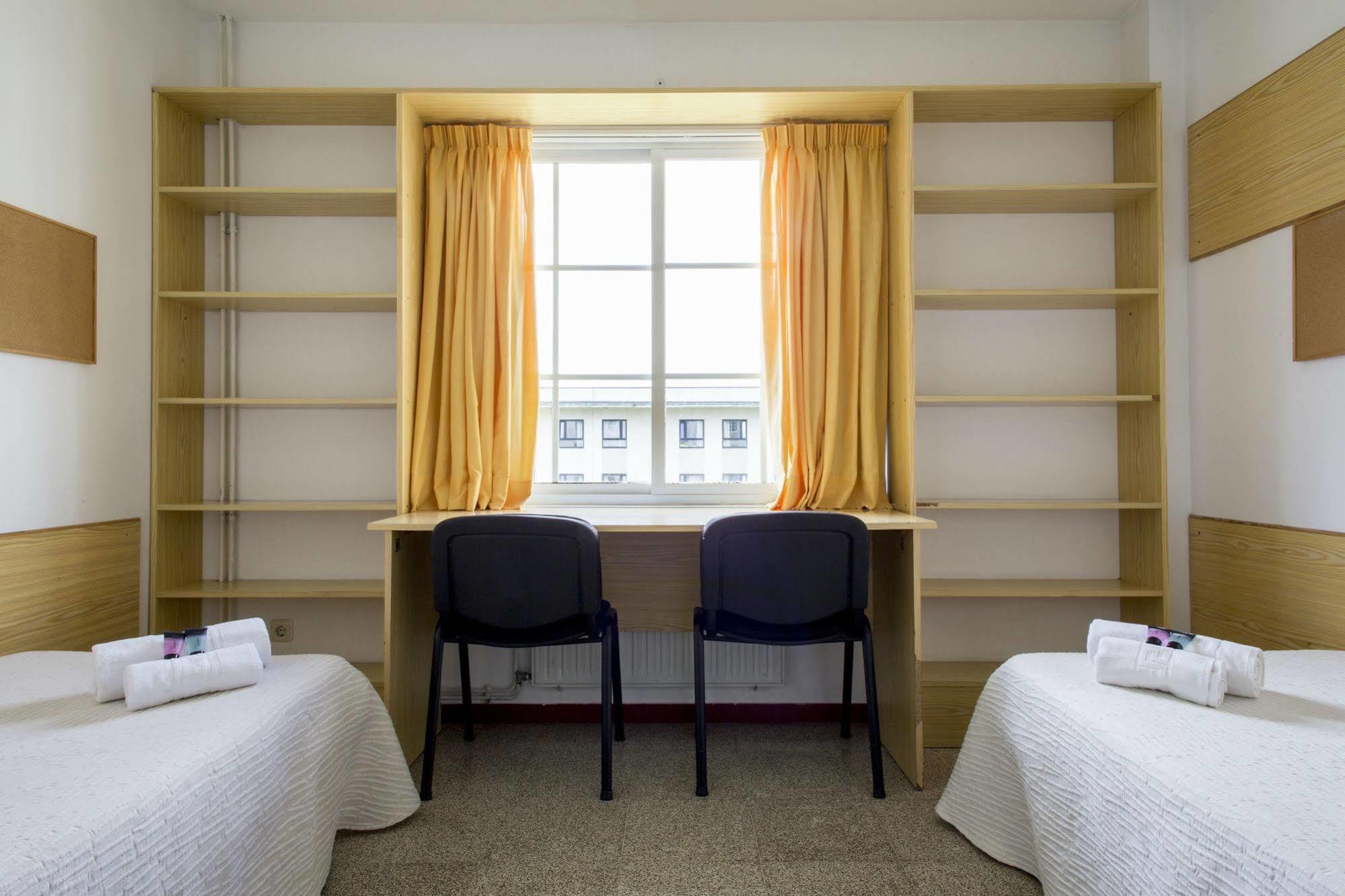 Residencia Universitaria Resa Siglo XXI 쿨리레도 외부 사진