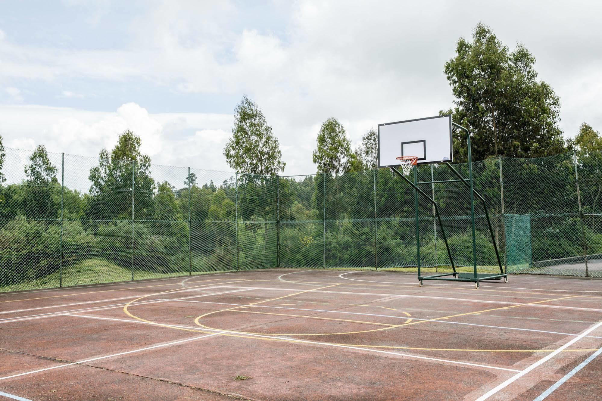 Residencia Universitaria Resa Siglo XXI 쿨리레도 외부 사진